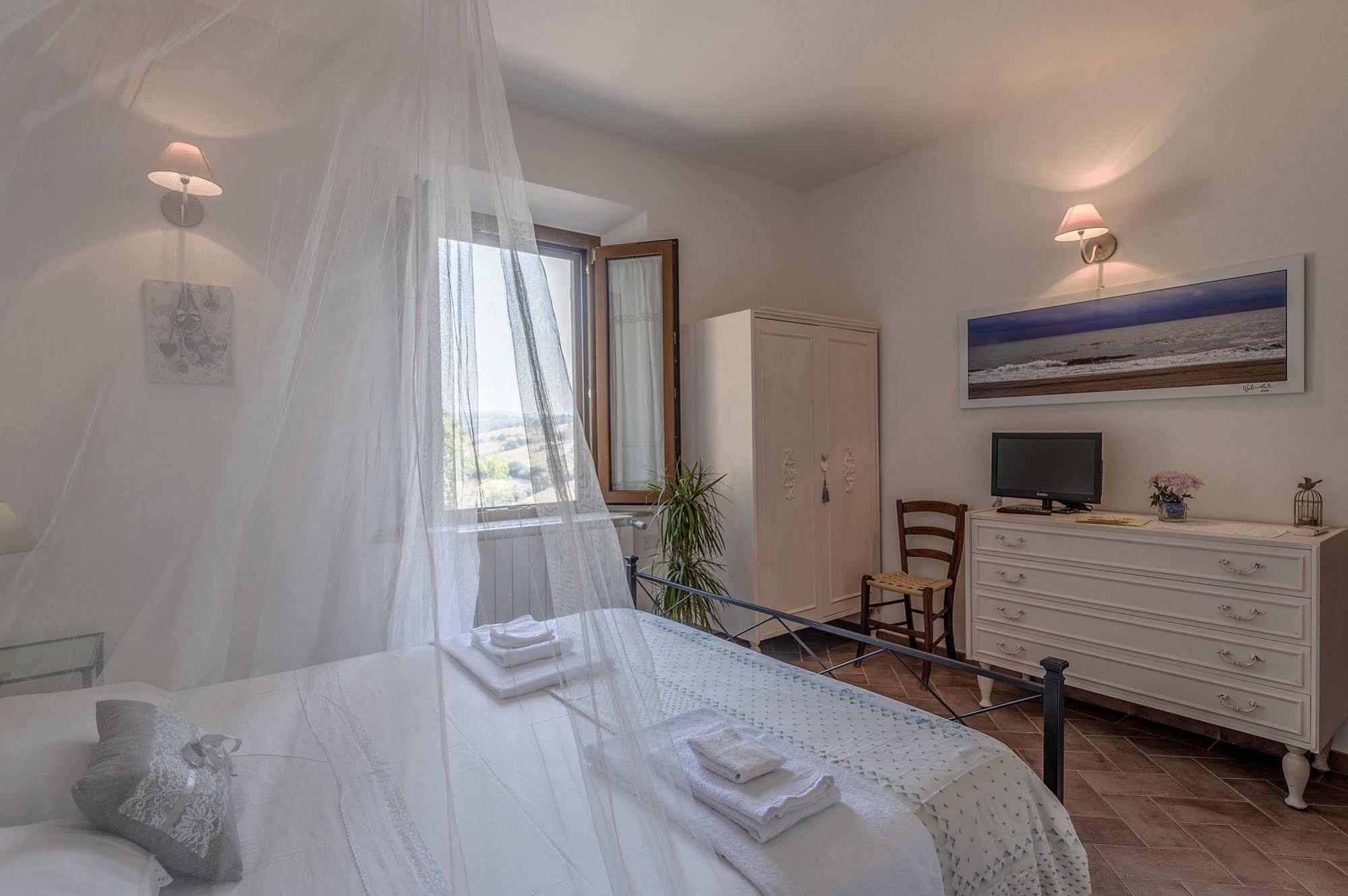Le Tartarughe Rooms Magliano in Toscana Exterior photo